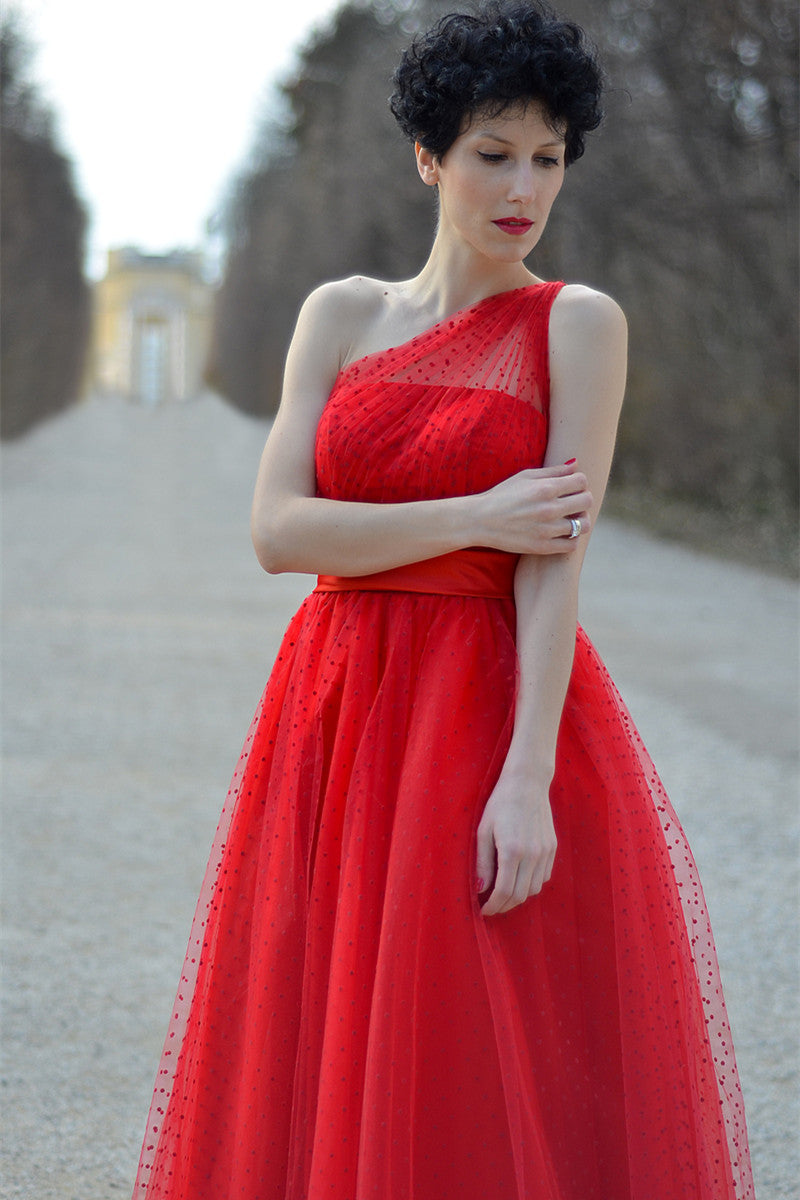 A-Line One-Shoulder Floor-Length Sleeveless Tulle Evening Dress