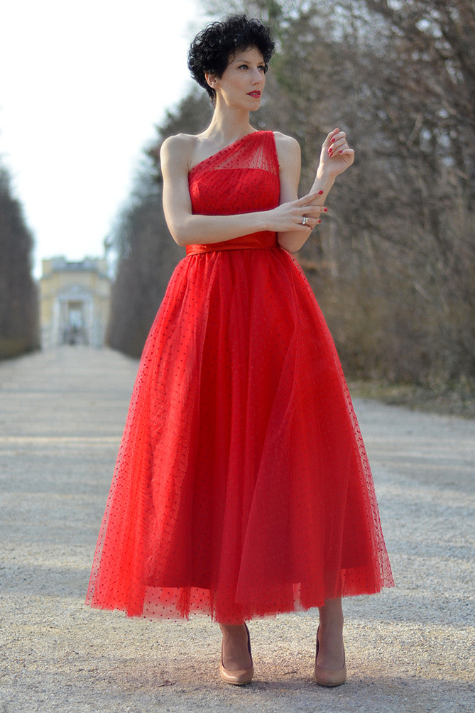 A-Line One-Shoulder Floor-Length Sleeveless Tulle Evening Dress