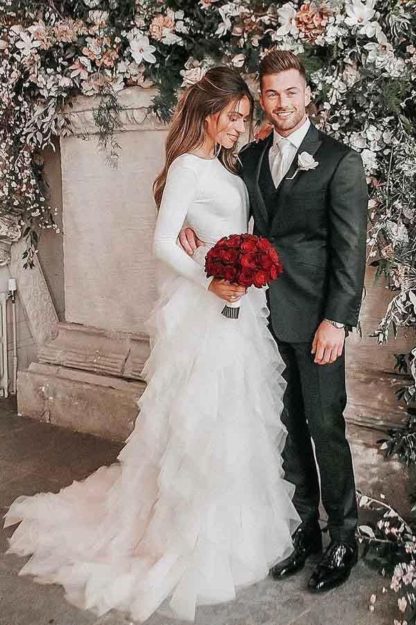 A-Line Round Neck Court Train Tulle Wedding Dress with Long Sleeves (ZD16327)