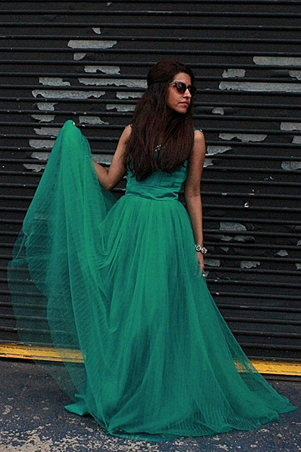 A-Line Spaghetti Strap Floor-Length Chapel Tulle Rhinestone Prom Dress
