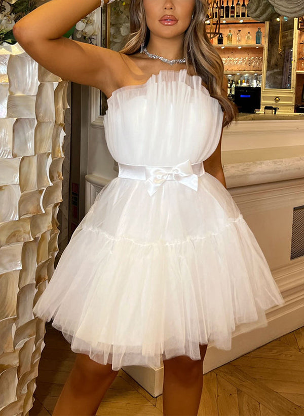 A-Line Strapless Sleeveless Short/Mini Tulle Homecoming Dresses With Sash