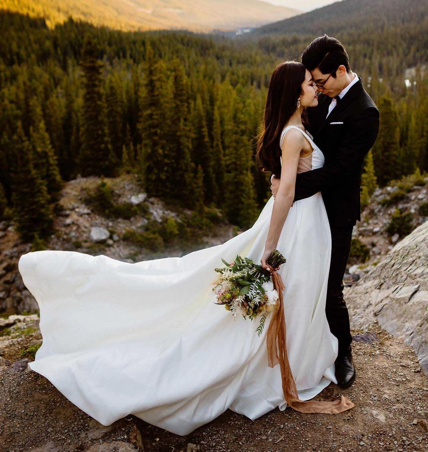 A-line V Neck Ivory Satin Simple Elegant Wedding Dresses (ZD15292)