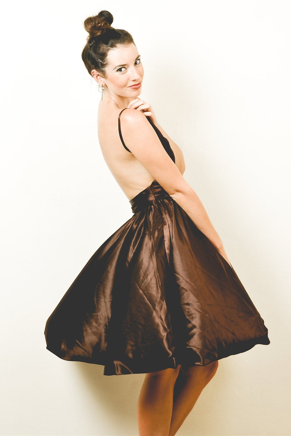A-Line V-Neck Spaghetti Strap Knee Length Charmuse Backless Prom Dress