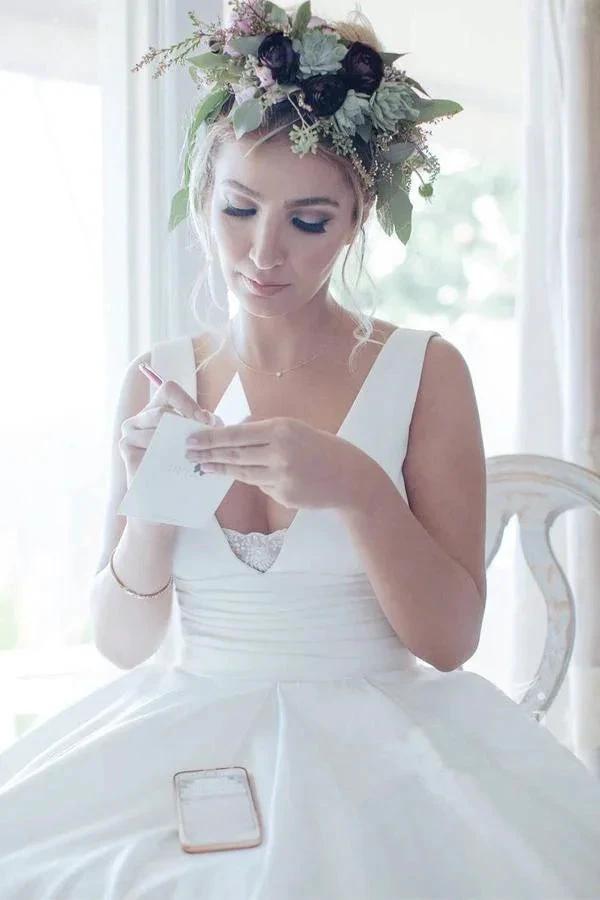 A Line V Neckline Pleated Waistband Simple Satin Wedding Bridal Dress (ZD15294)