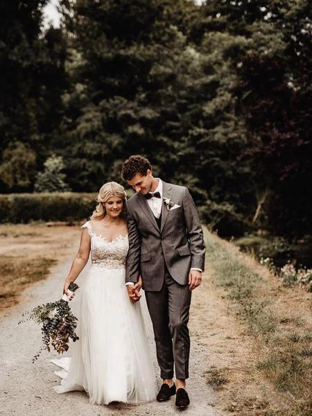 A-Line Wedding Gown with Illusion Neck With Back Lace Appliqued (ZD15318)