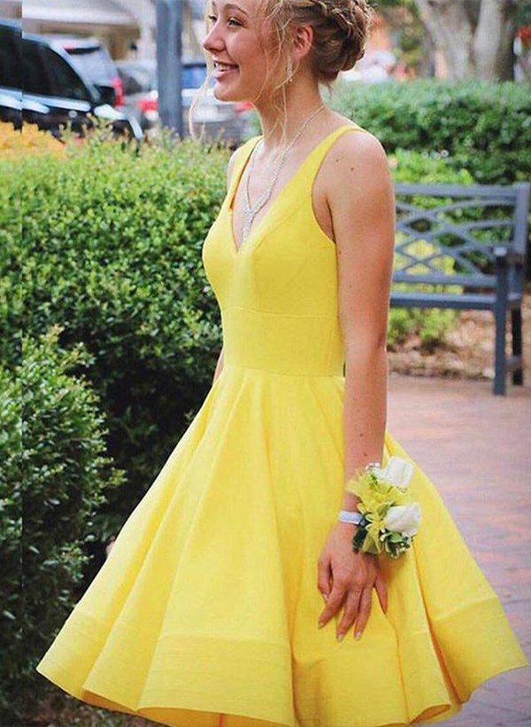 A-Line/Princess V-Neck Sleeveless Satin Short/Mini Homecoming Dresses WIth Ruffle