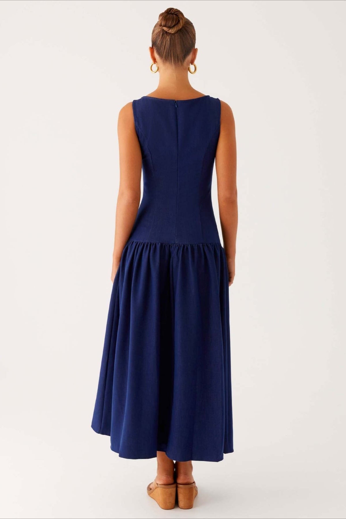 Sleeveless Button Up Denim Dress - View 6 | VelvetHem