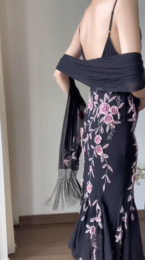 Chiffon Black Prom Party Dress With 3D Flowers Vintage Flora Evening Dress - View 2 | FashionDia