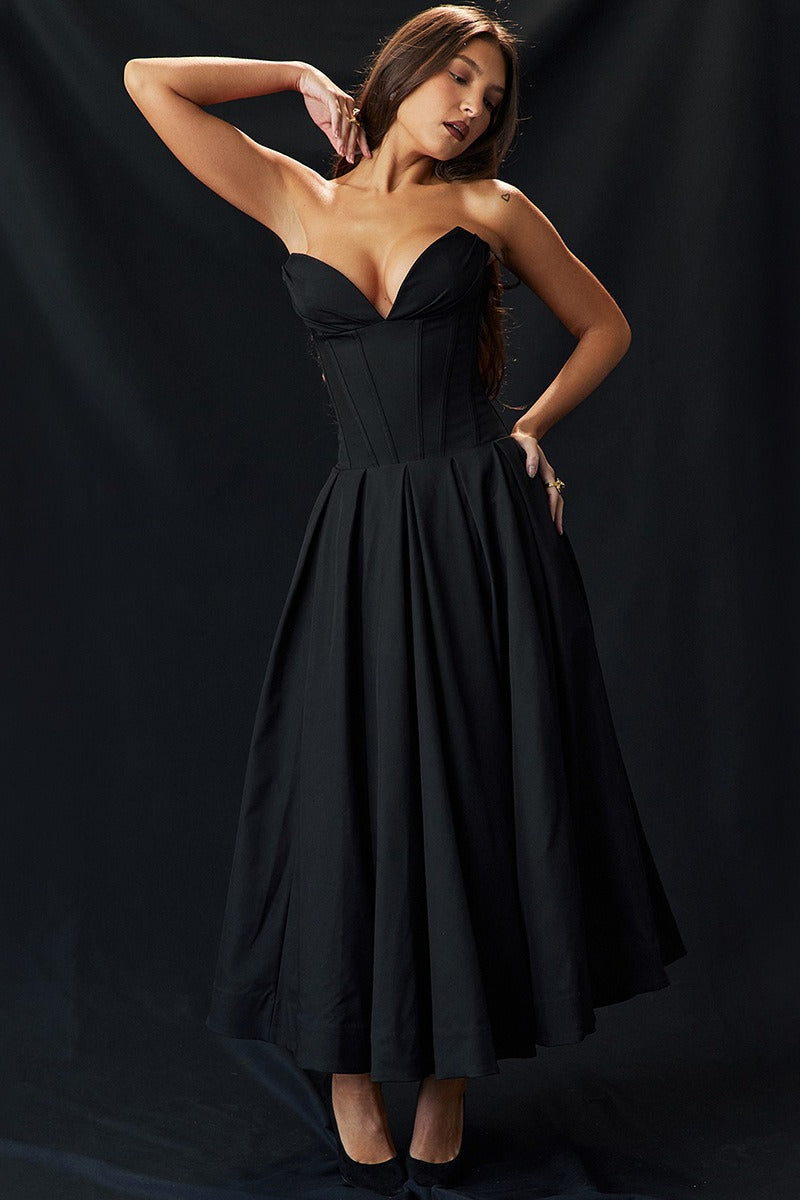 Strapless Corset A Dress with Relaxed Fit and Modern Casual Wear
