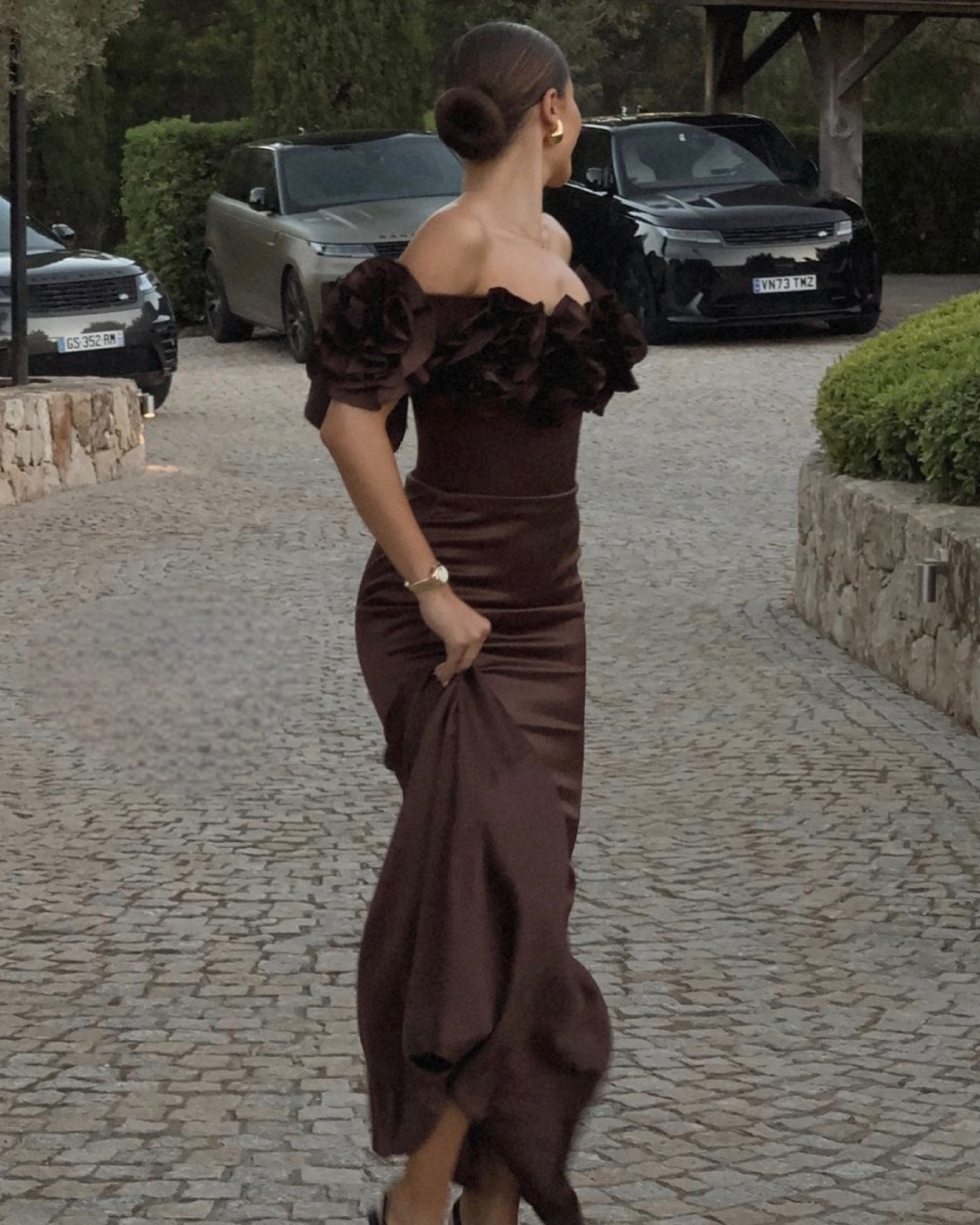 Fashion Brown Off The Shoulder Pleated Flowers Evening Dress Mermaid Prom Party Dress