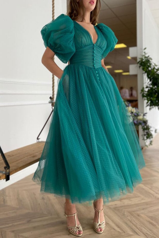 Elegant Dark Green A-Line Tulle Evening Dress with V-Neck and Short Sleeves - View 4 | VelvetHem