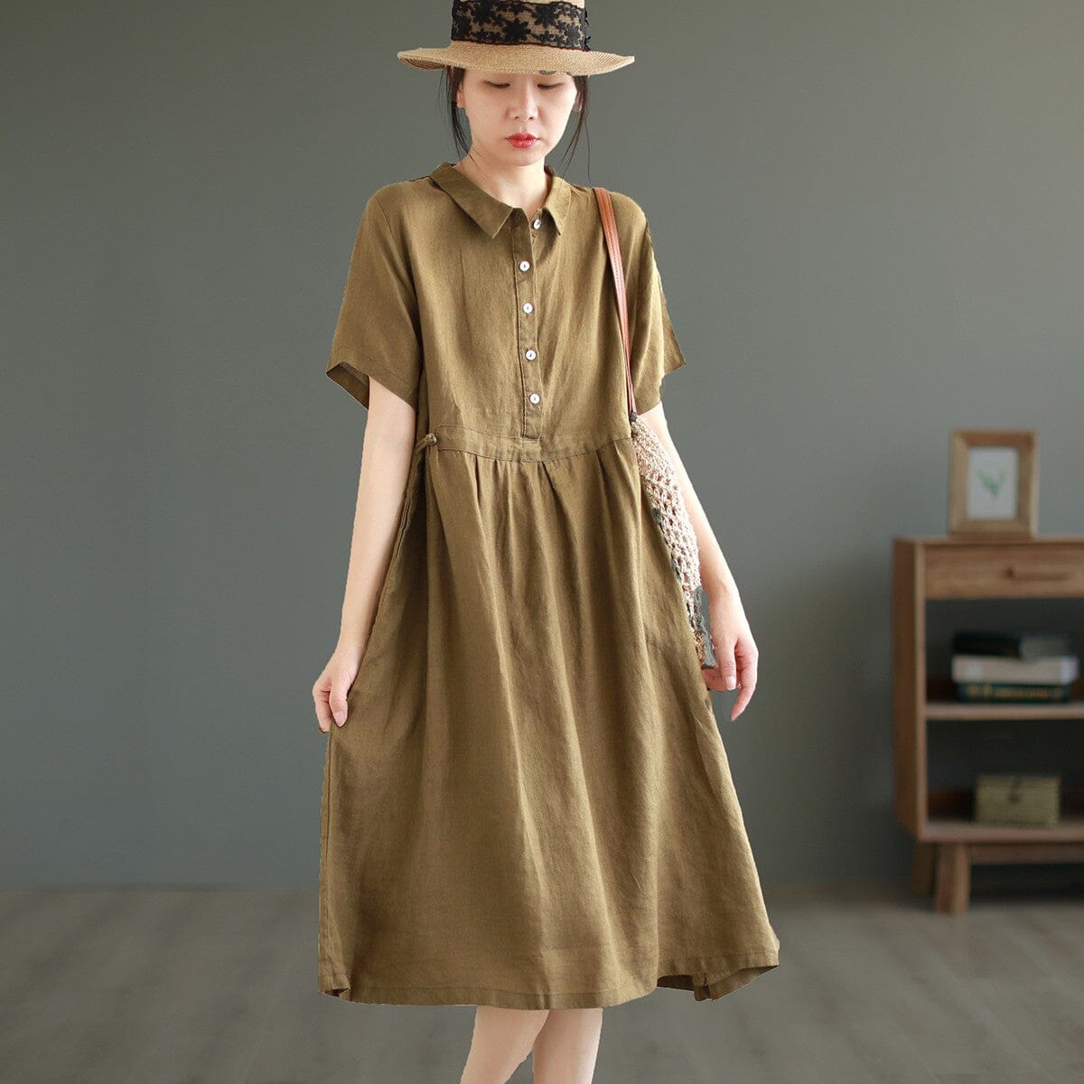 Well Tailored Dress with a Graceful Silhouette