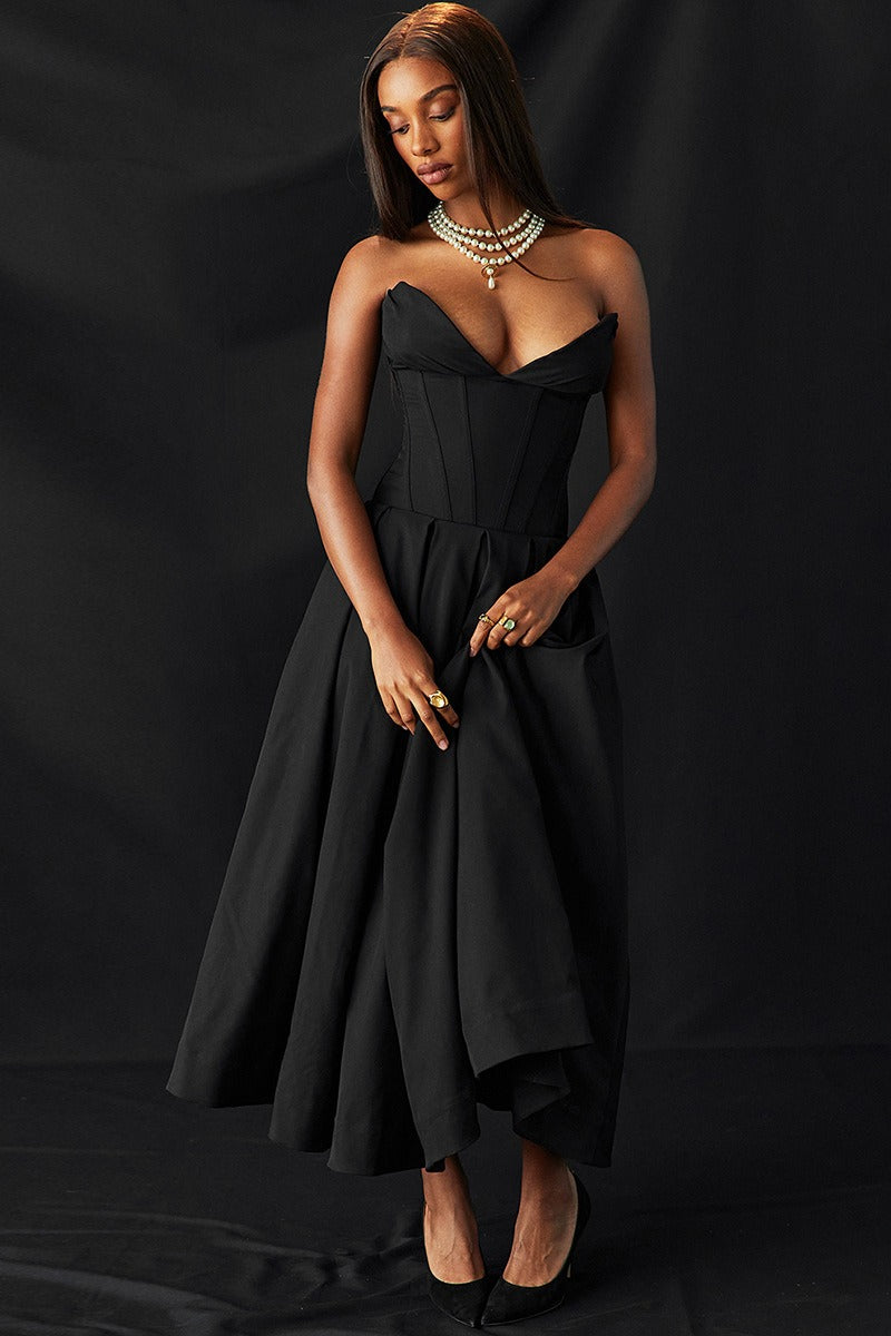 Strapless Corset A Dress with Relaxed Fit and Modern Casual Wear