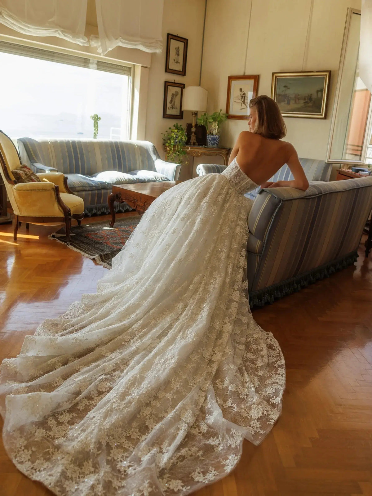 Modern Ivory Lace Deep V-Neck Halter Ball Gown Wedding Dress with Train ZP119