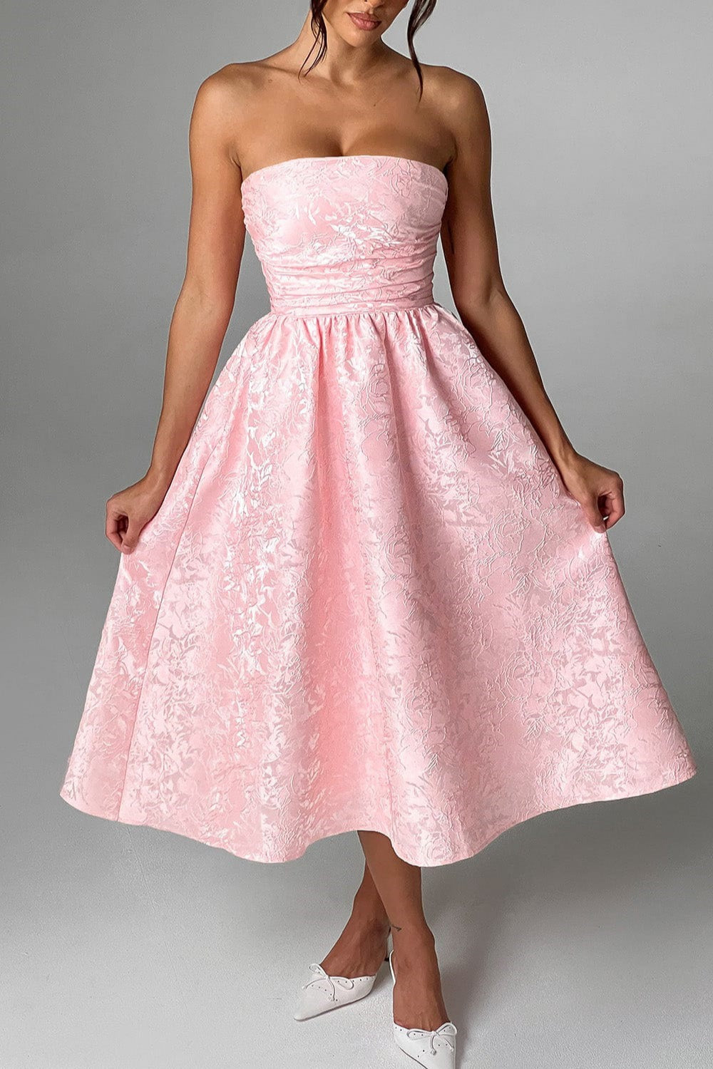 Urban Solid Jacquard Strapless Dress for Modern Fashion Wear