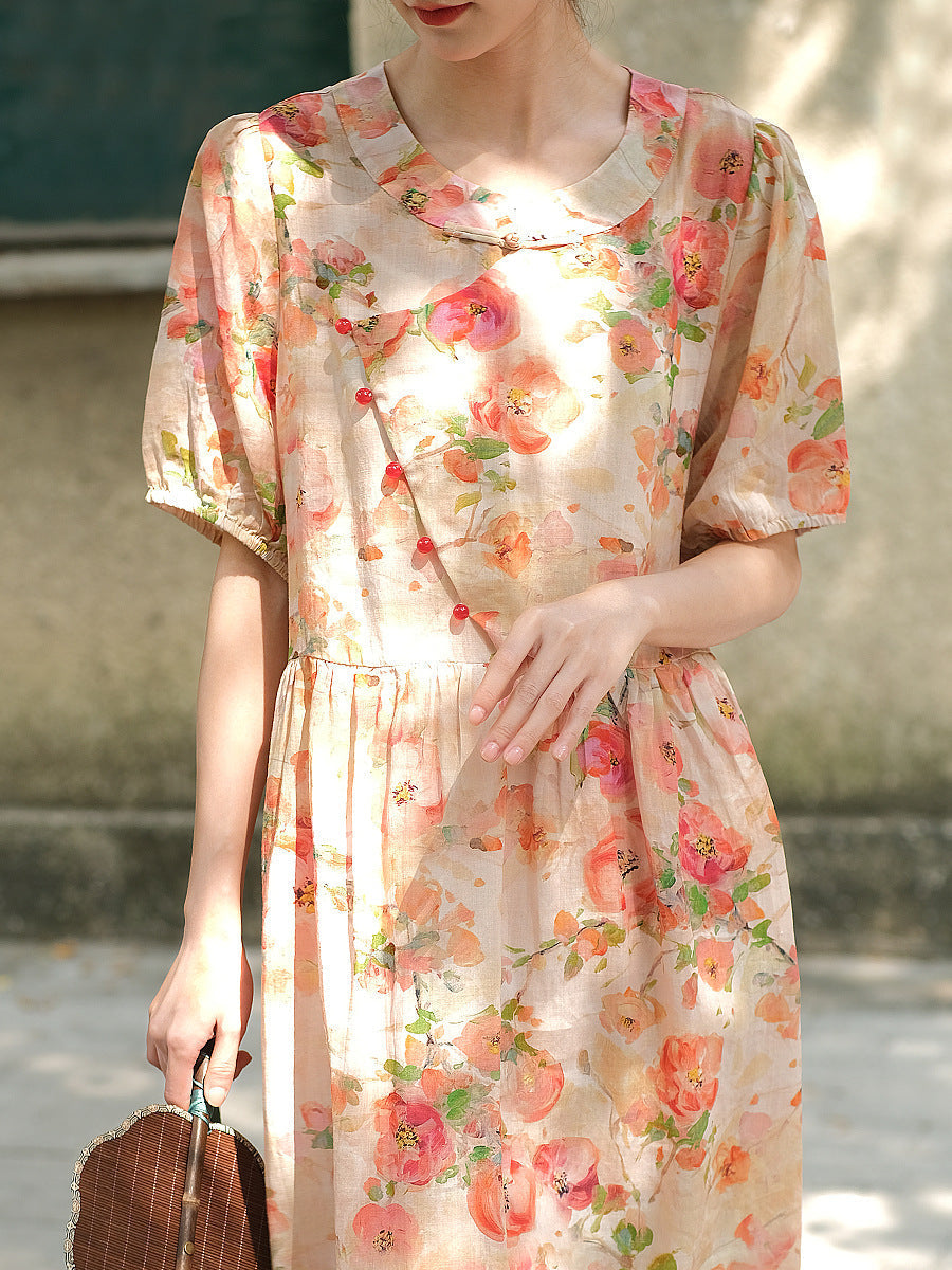 Beautifully Finished Dress in a Timeless Design