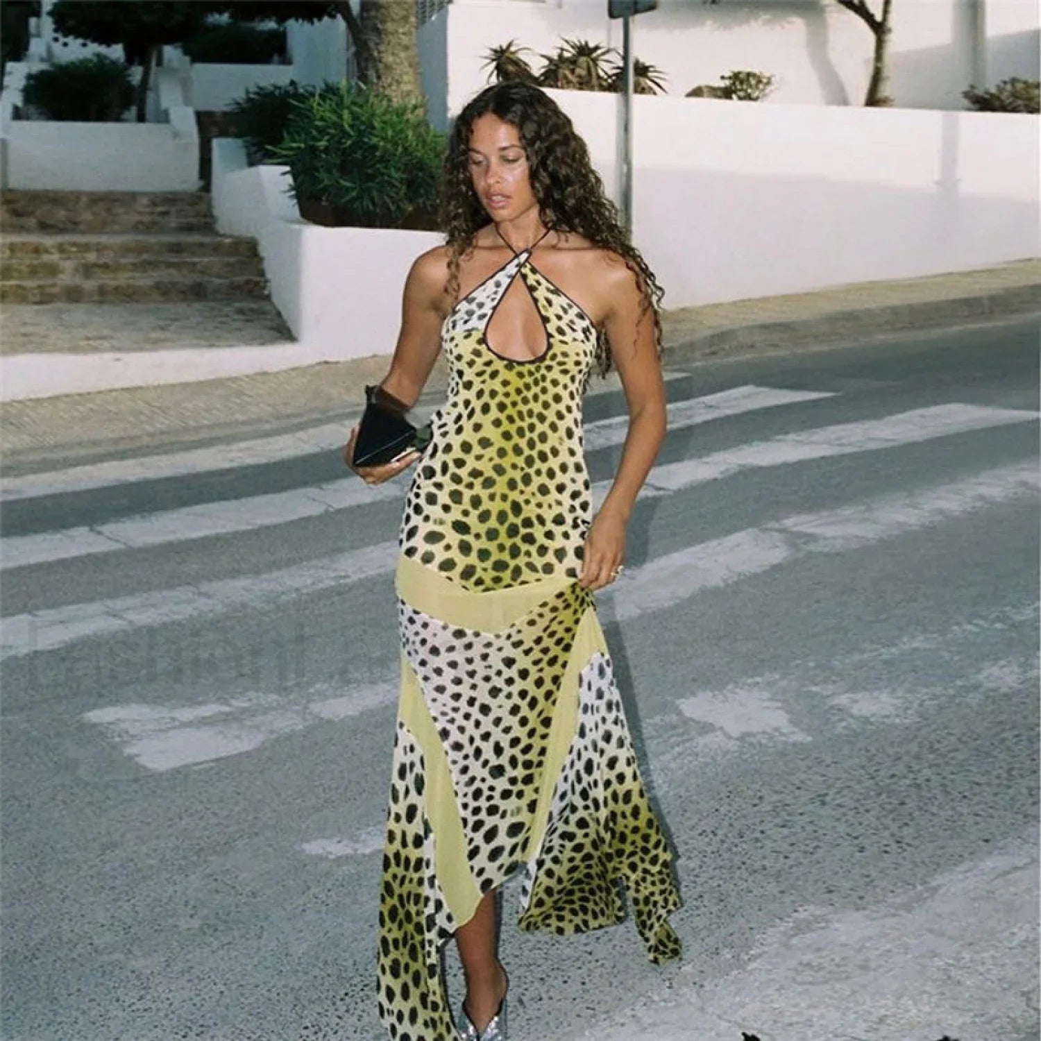 Backless Neck Print Dress with Relaxed Fit and Streetwear Style