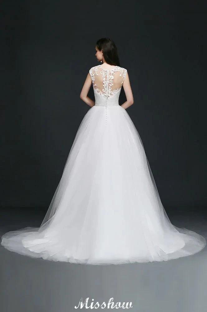 Ball Gown V-Neck Tulle Elegant Wedding Dresses with Buttons (ZD13931)