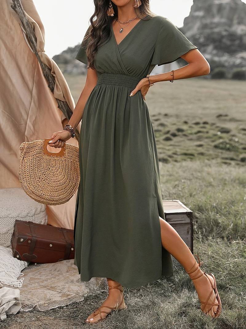 Maite Minimalist Chic and Summer Dress Silhouette Collection
