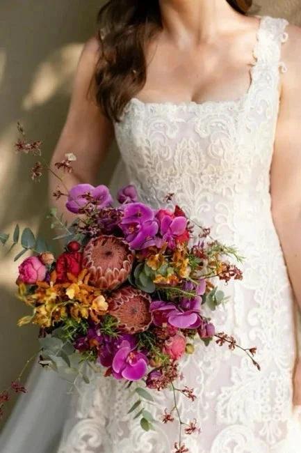 Beautiful A-Line Lace Square Sleeveless Ivory Long Wedding Dress With Appliques (ZD16638)