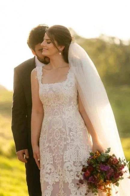Beautiful A-Line Lace Square Sleeveless Ivory Long Wedding Dress With Appliques (ZD16638)