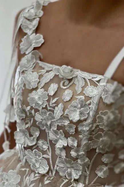 Beautiful A-Line Tulle Lace Spaghetti Straps Sleeveless Ivory Short Wedding Dress With Appliques (ZD16650)