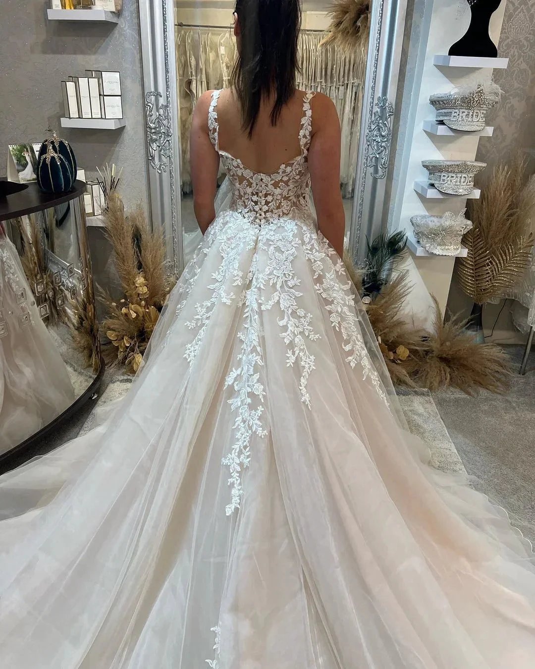 Beautiful Floor Length Sleeveless Straps A-Line Lace Wedding Dress with Split (ZD15763)