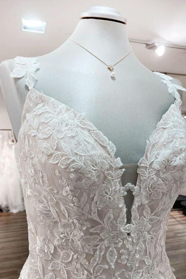 Beautiful Long A-line Tulle Lace V Neck Open Back Wedding Dresses (ZD15179)