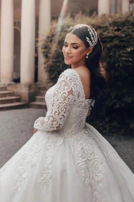 Beautiful Long White A-line Square Neck Lace Wedding Dress with Long Sleeves (ZD15550)