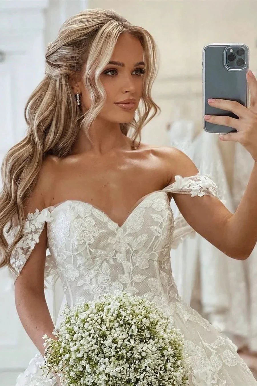 Beautiful Princess Off-the-shoulder A-line Appliques Wedding Dress With Train (ZD16543)