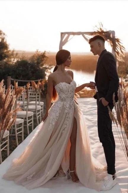 Boho Champagne A-Line Lace Sleeveless Tulle Wedding Dresses With Slit (ZD14964)