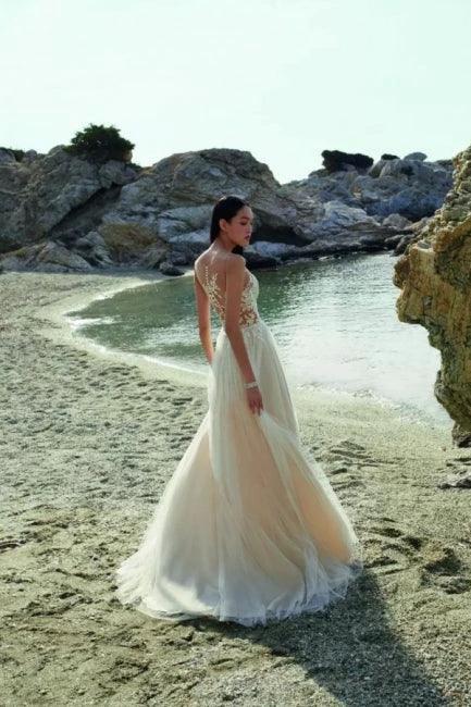 Boho Long A-line Tulle Sleeveless Wedding Dresses With Lace (ZD14899)