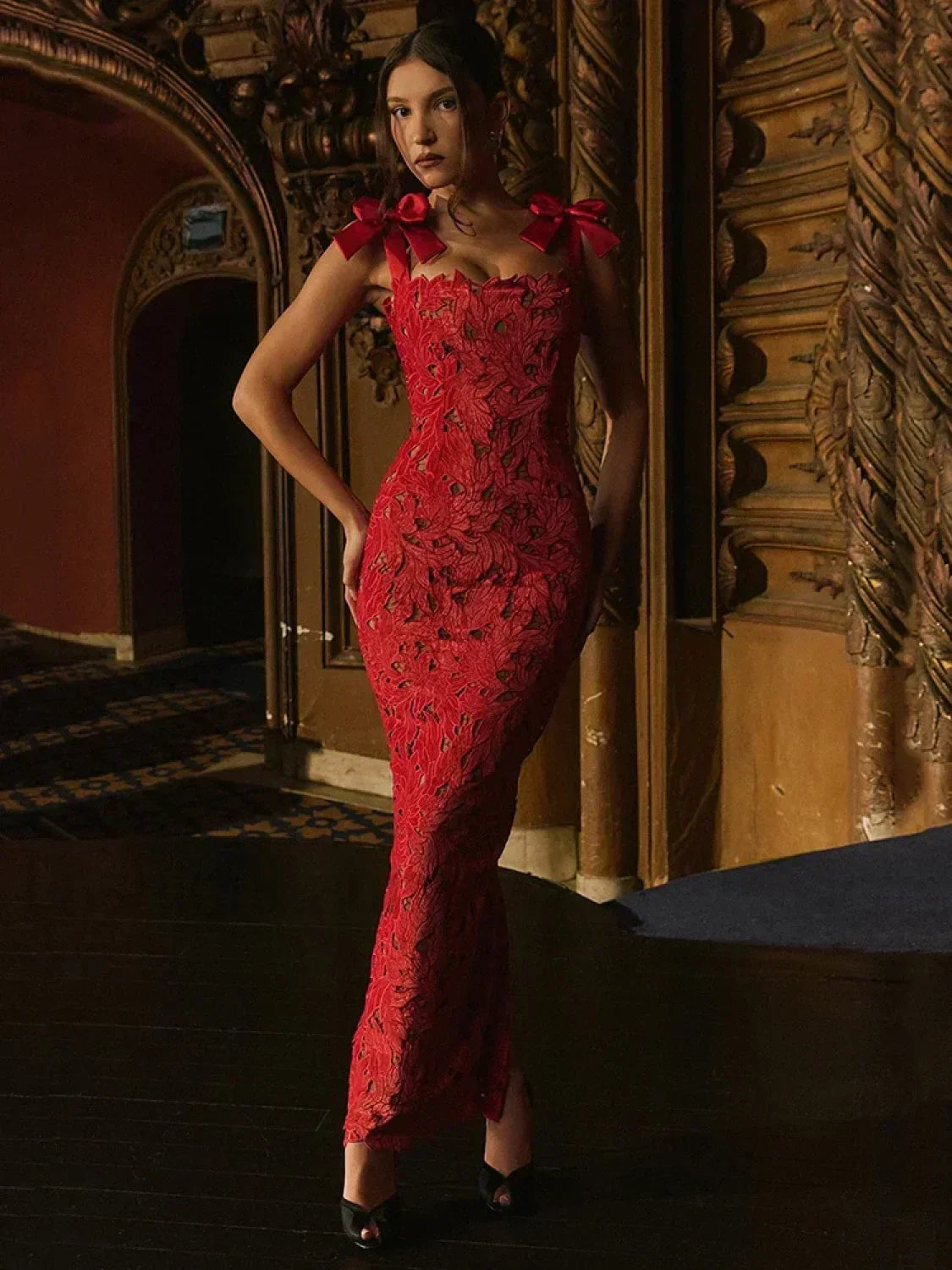 Bow Lace Backless Maxi Dress