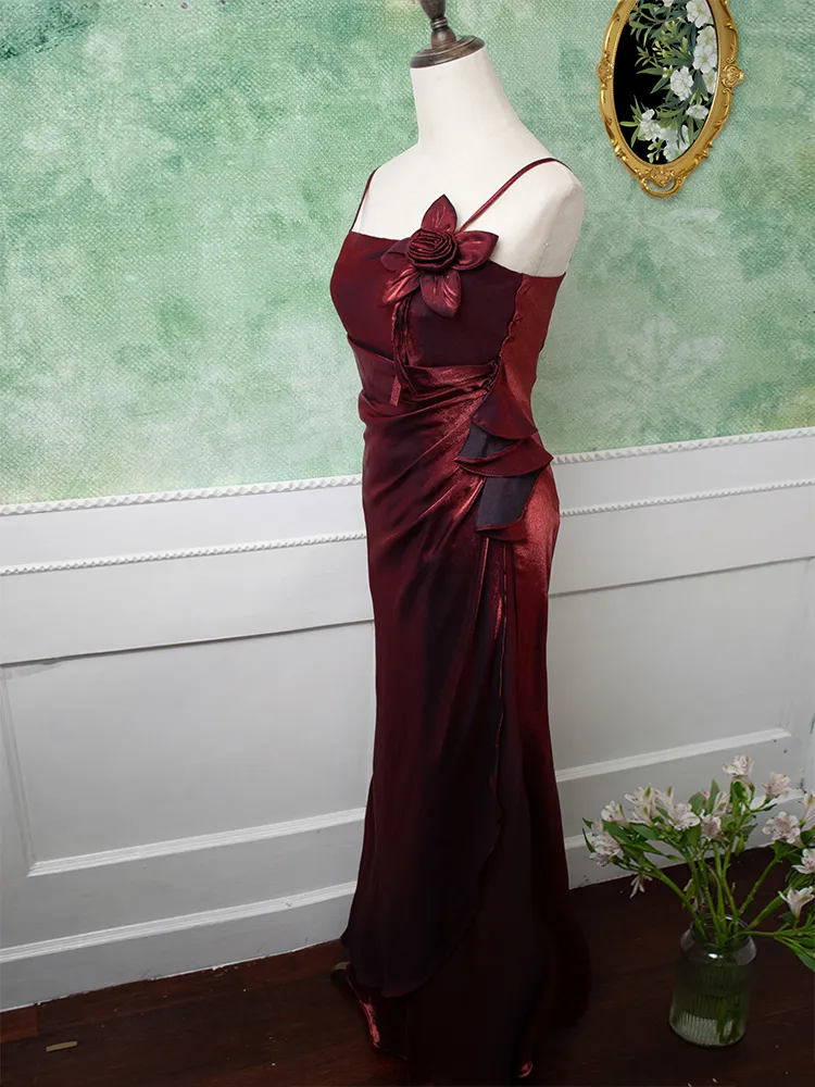 Burgundy Vintage Floral Embellished Evening Gown Charming Party Evening Dress - View 3 | FashionDia