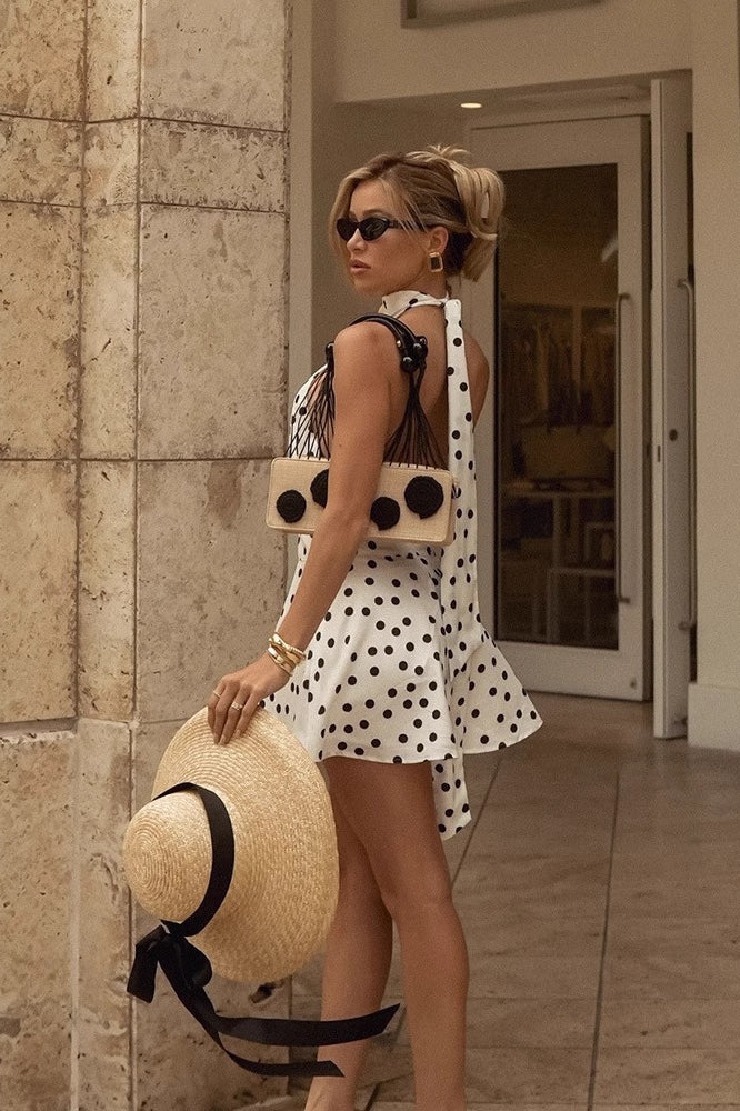 Tailored Dress Inspired by Contemporary Streetwear Fashion 3