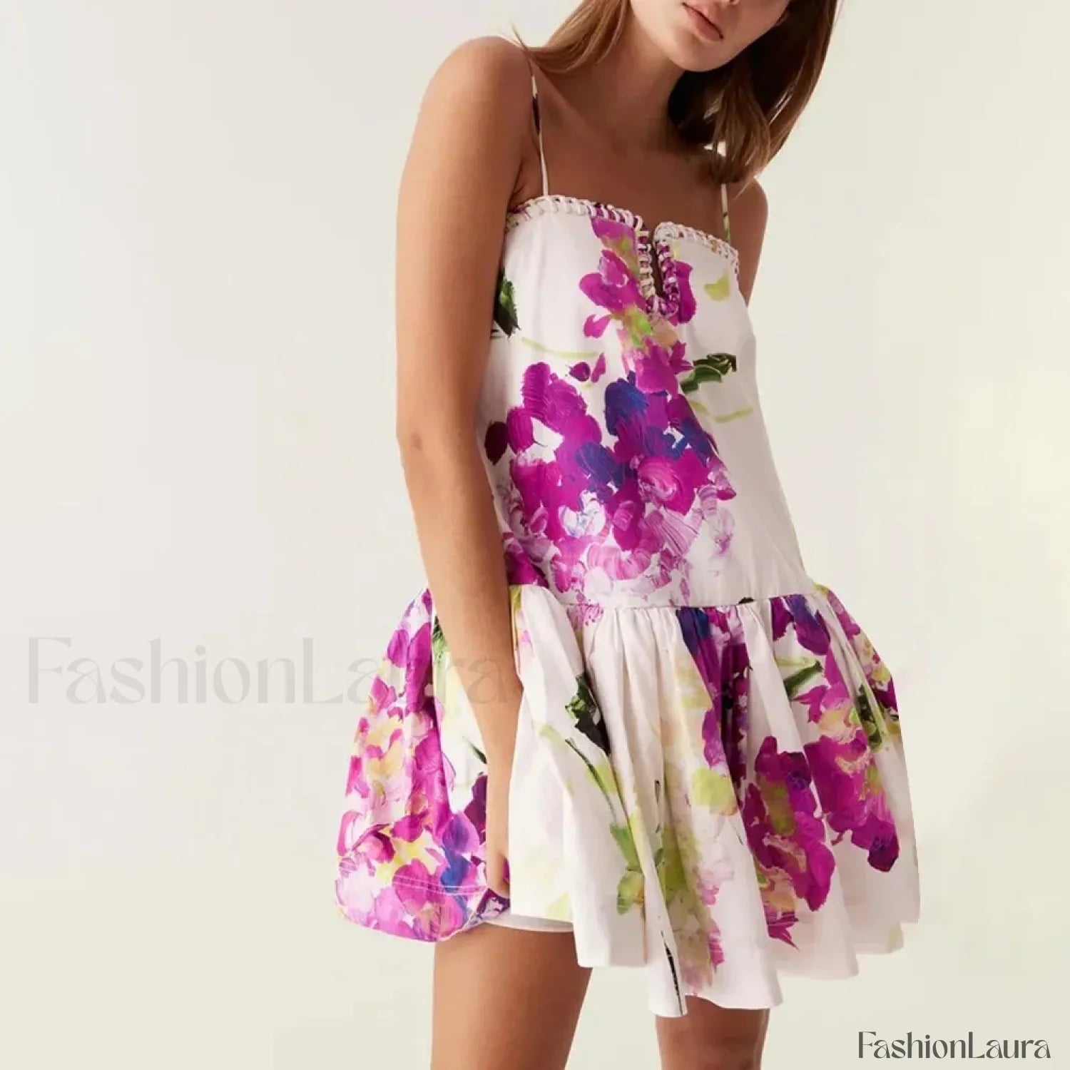 Classic Camisole Patchwork Floral Dress for Modern Fashion Wear