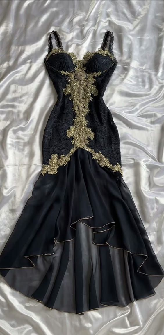 Elegant Black Chiffon Lace Prom Dresses Ruffles Evening Dress