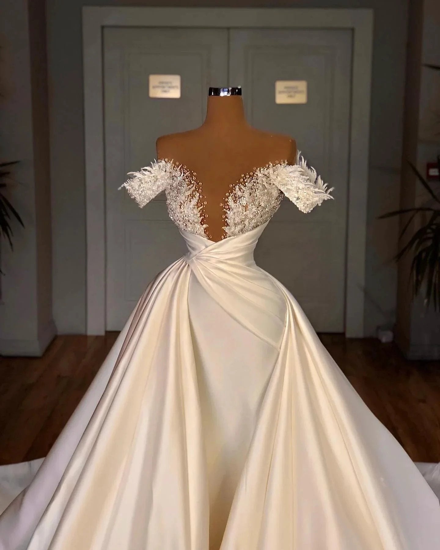 Charming A-Line Off-the-shoulder Cathedral V-neck Long Wedding Dress (ZD14911)