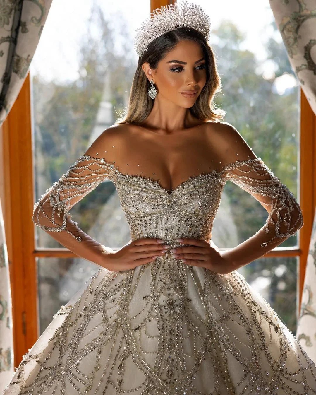 Charming Floor Length Sweetheart Long Sleeves A-Line Lace Wedding Dress (ZD16495)