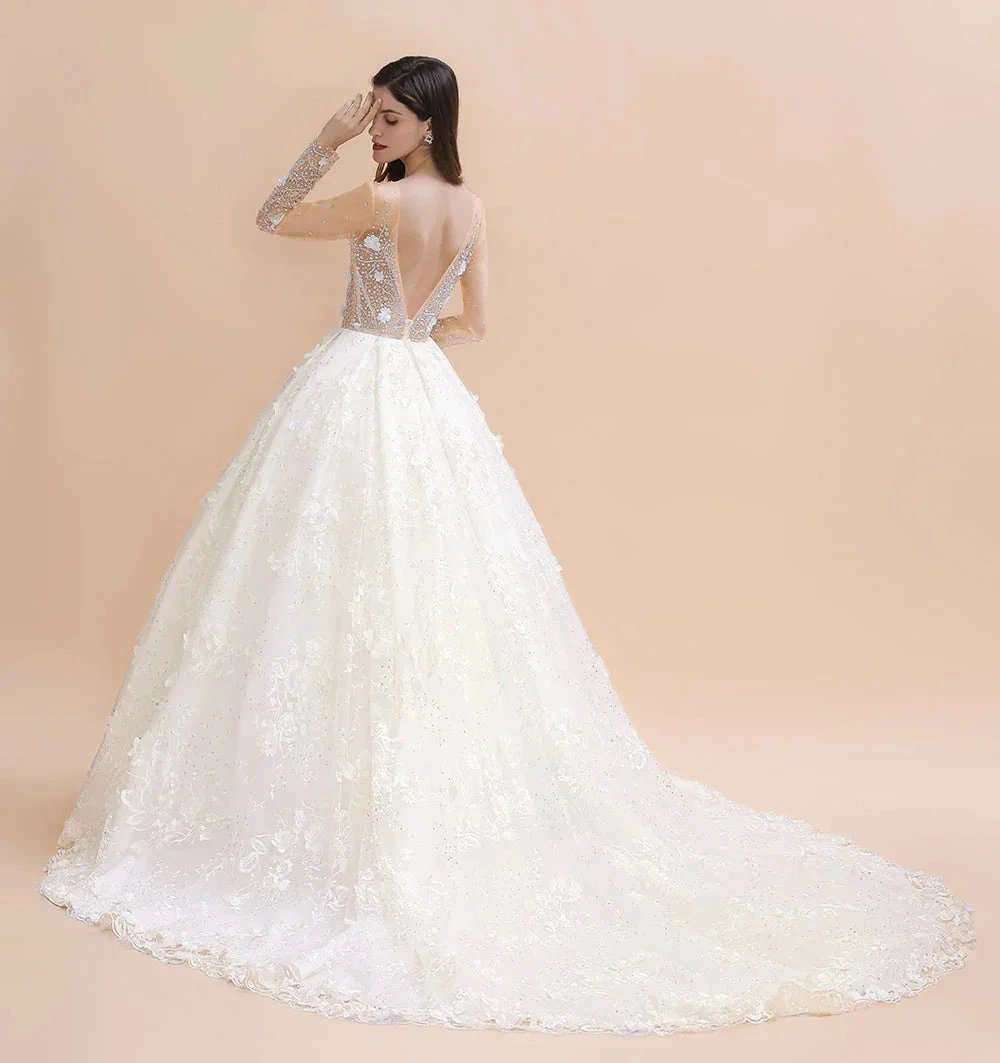 Charming Floral Lace Appliques Wedding Dress Gorgeous White Beads Bridal Gown (ZD13783)