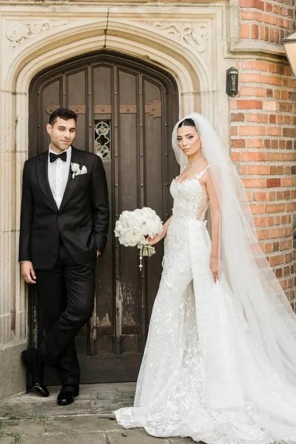 Charming Long Ivory Sleeveless Lace Wedding Dress with Detachable Train (ZD16683)
