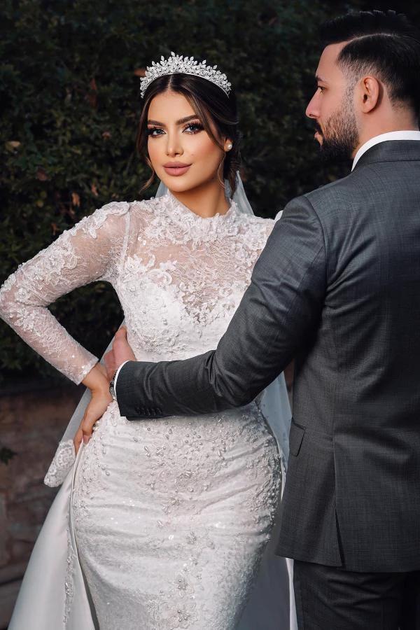 Charming Long Sleeves Mermaid High Neck Satin Lace Wedding Dress with Chapel Train (ZD16702)