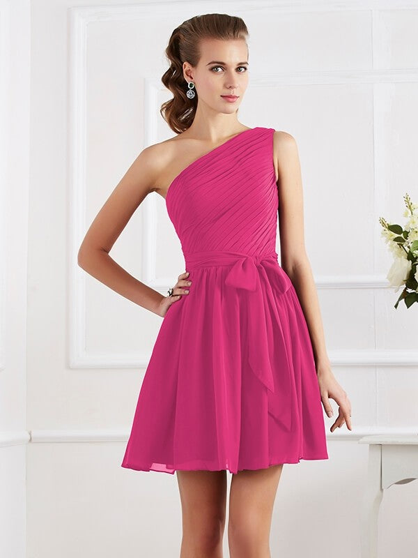Charming Pleats One-Shoulder Sleeveless Short Chiffon Bridesmaid Dresses