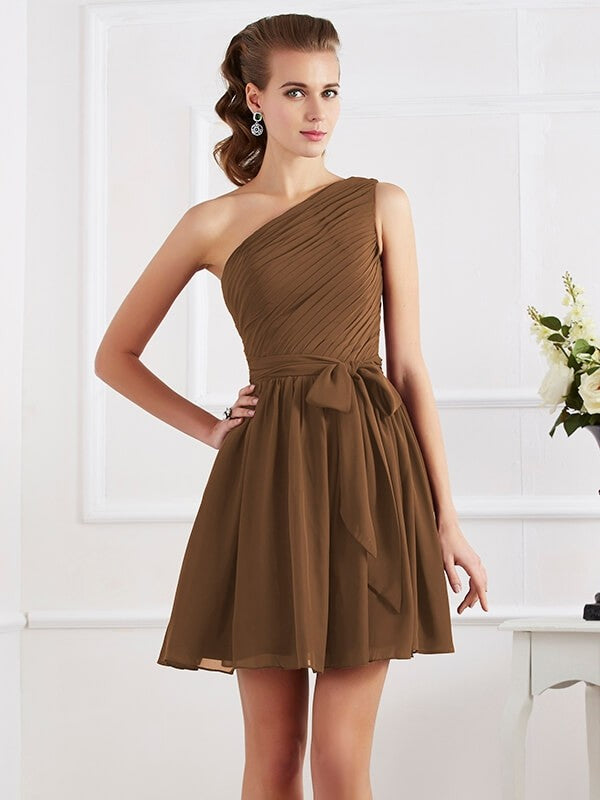 Charming Pleats One-Shoulder Sleeveless Short Chiffon Bridesmaid Dresses