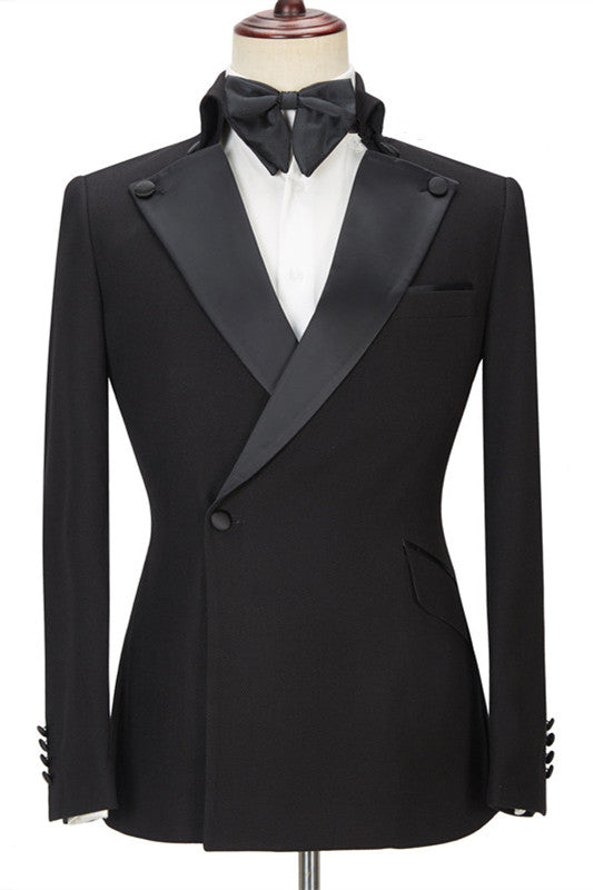 Chic Black Designer Slim-Fit Peaked Lapel Men Suits for Prom