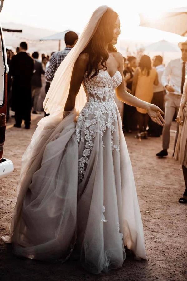 Chic Long A-line Sweetheart Lace Tulle 3D Floral Wedding Dress (ZD15032)