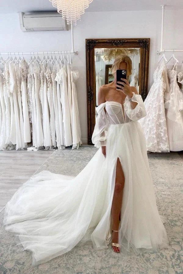 Chic Long Sleeves A-line Sweetheart Front Slit Tulle Wedding Dress with Chapel Train (ZD16695)