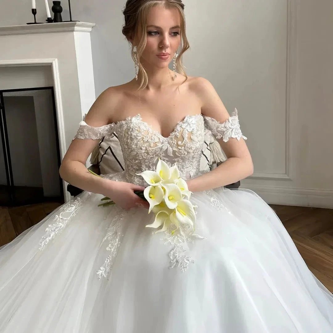 Chic Long White A-line Off-the-shoulder Lace Tulle Wedding Dress (ZD14813)