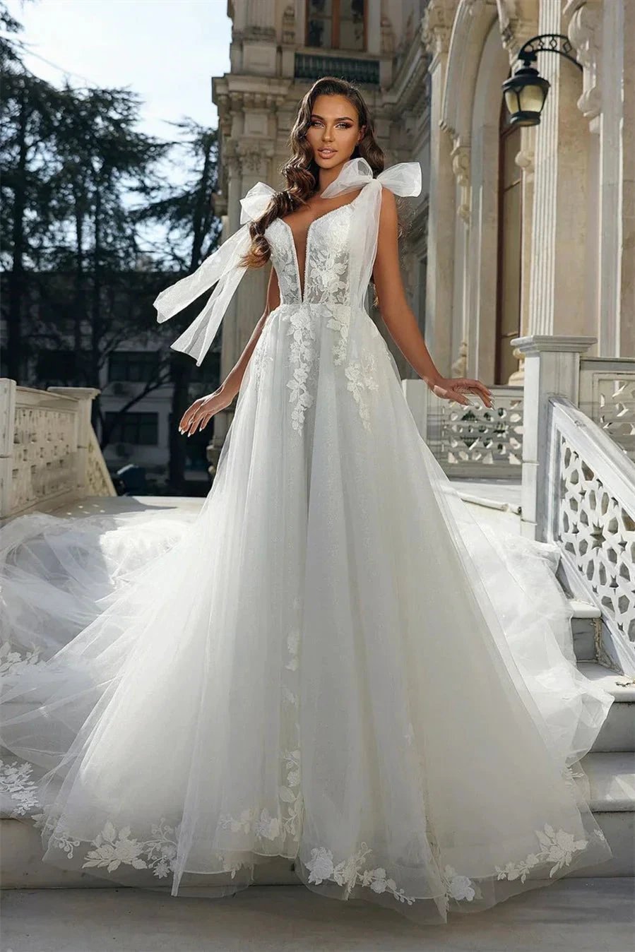 Chic Long White A-line V-neck Sleeveless Wedding Dress With Lace (ZD14820)