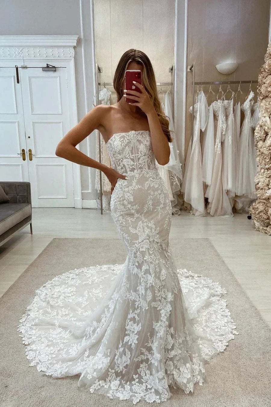 Chic Mermaid Sleeveless Appliques Wedding Dress With Train (ZD14564)